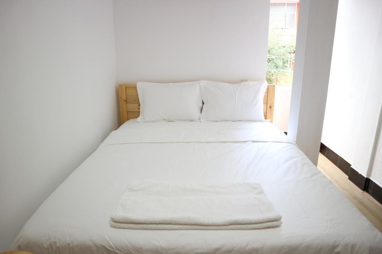 Loan Võ hostel Ho Chi Minh-stad Buitenkant foto